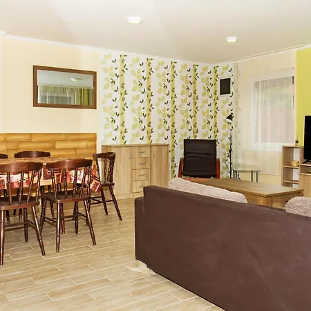 Gemini 1 By Interhome *